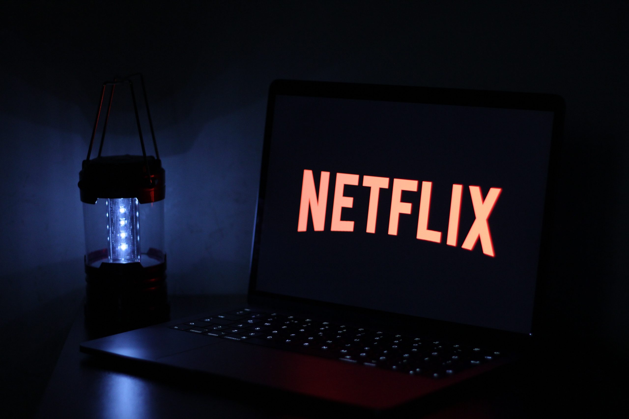 netflix-temmuz-ayi-programi-youtube-fenomenleri-geliyor