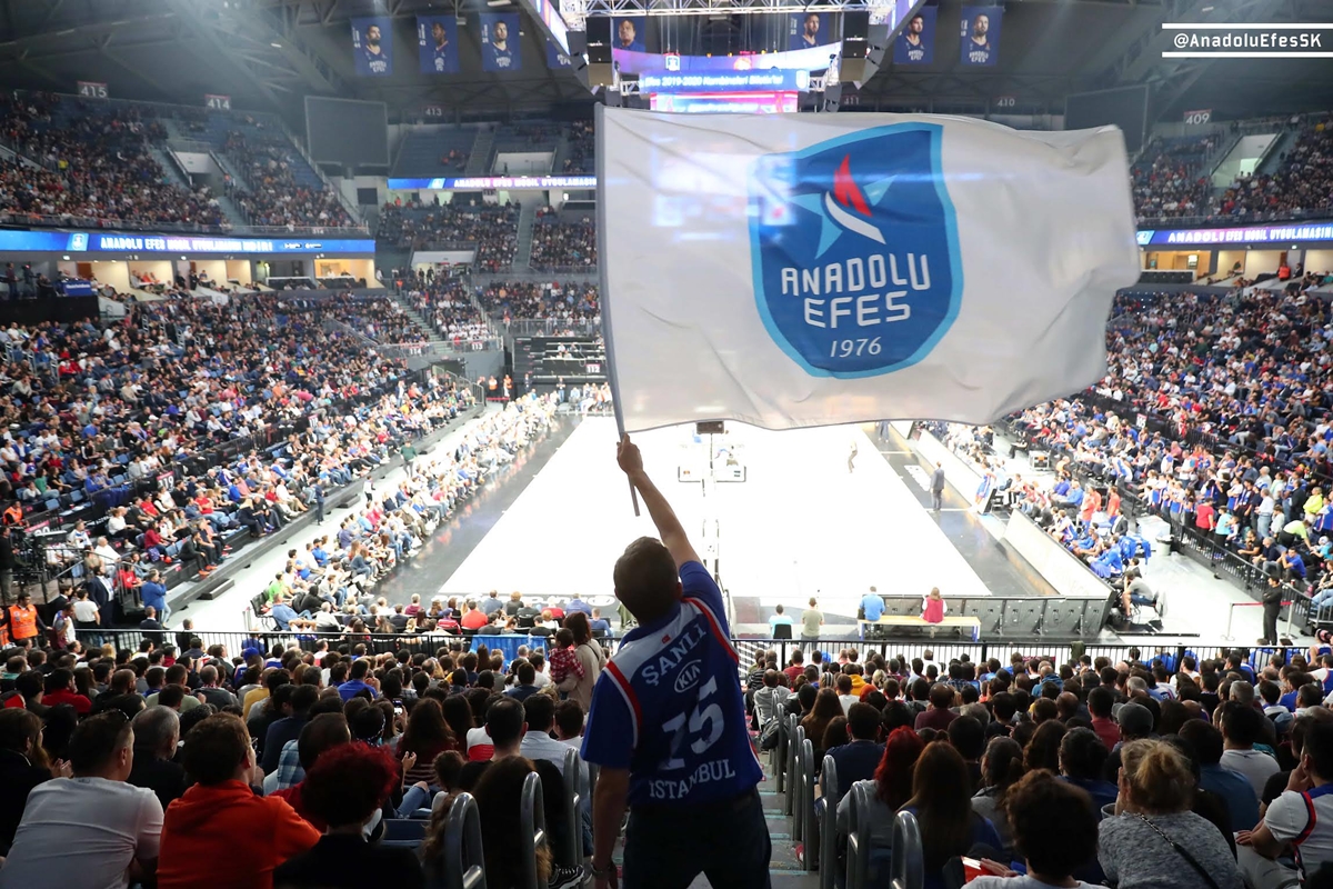 Anadolu Efes, “Avrupa'nın En İyi Pazarlama Yapan Kulübü” Unvanını Elden